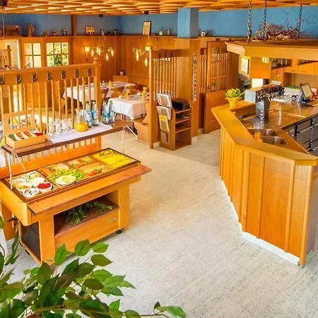 Landgasthof Schwarz Hotel 2*