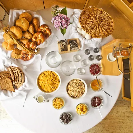 Landgasthof Schwarz Hotel 2*
